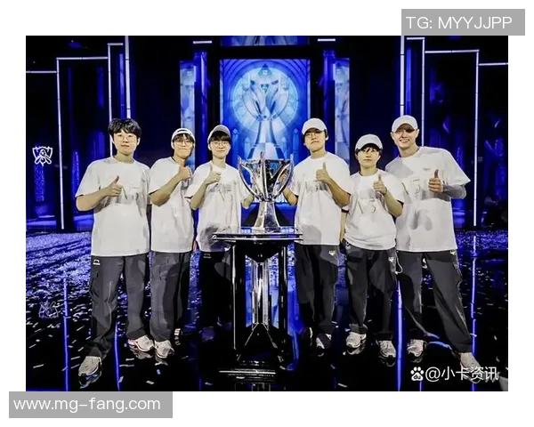 职业选手与路人王在FACEIT高分对决中展开激烈较量与精彩瞬间